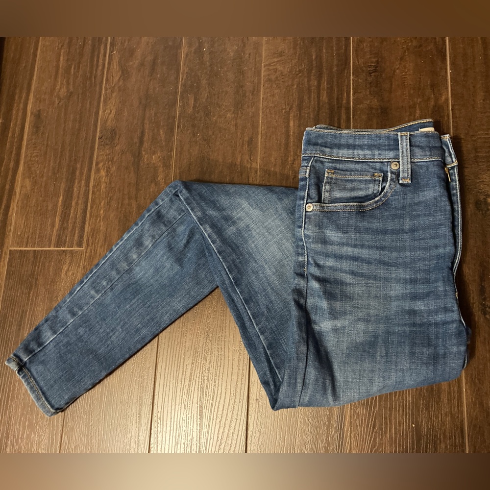 Aritzia Levi’s Mile High Super Skinny Jeans